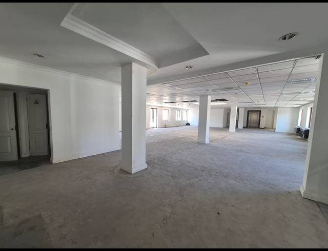 3,730M² OFFICE TO LET IN SANDTON CENTRAL